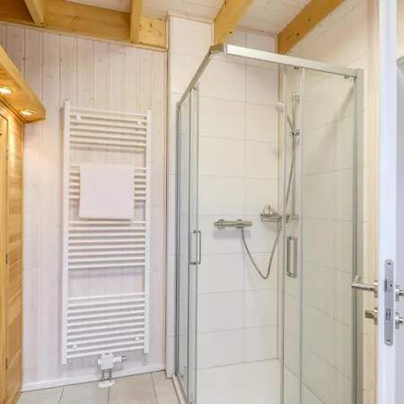 Stunning In Ostseeresort With Sauna Prázdninový dům Olpenitz